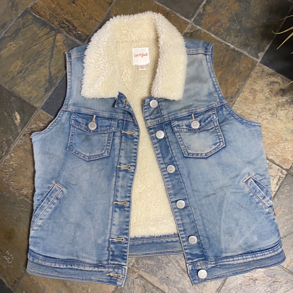 Cat & Jack Kids Size XL(14-16)